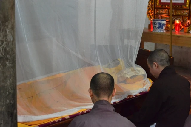 Trang nghiêm lễ nhập kim quan Trưởng lão HT.Thích Thanh Bích ảnh 3 _DSC0007.JPG