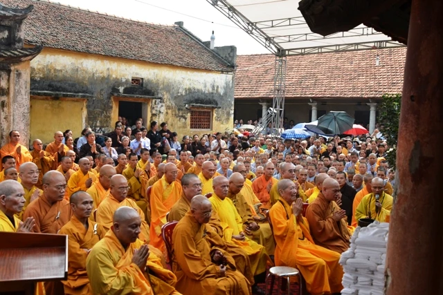 Trang nghiêm lễ nhập kim quan Trưởng lão HT.Thích Thanh Bích ảnh 5 _DSC0106.JPG