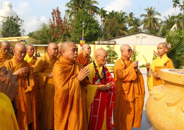 Khánh thành tượng Đức Phật Thích Ca nhập Niết-bàn ảnh 2 IMG_6912.JPG