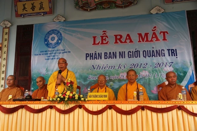 Phan ban Ni gioi1.JPG