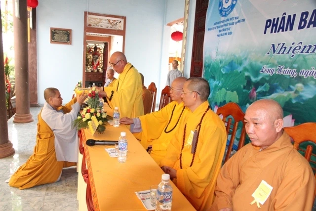 Phan ban Ni gioi2.JPG