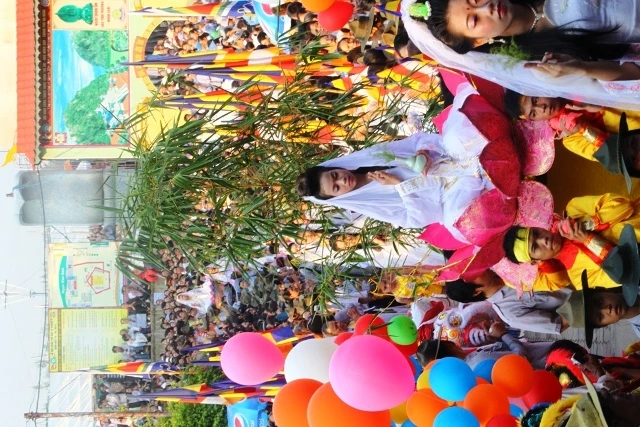 khai mac le hoi15.JPG