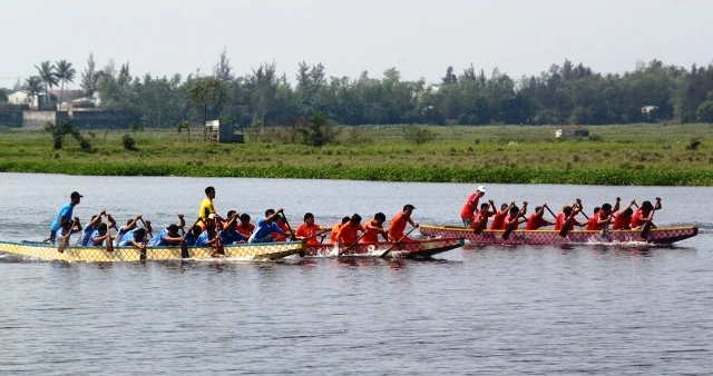 khai mac le hoi49.JPG