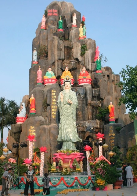 Linh son phat canh1.JPG