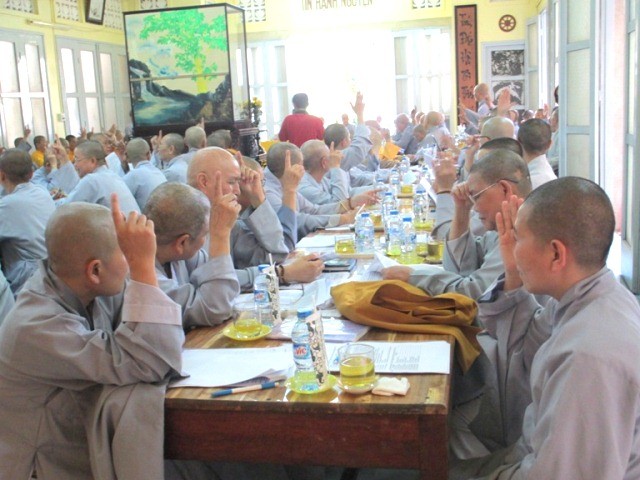 bi_u quy_t v_ nhGn s_.JPG