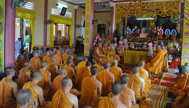 Tưởng niệm HT.Thích Giác Lý & HT.Thích Giác Phúc ảnh 4 giaodoan3.jpg