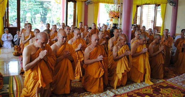 Tưởng niệm HT.Thích Giác Lý & HT.Thích Giác Phúc ảnh 5 giaodoan33.jpg