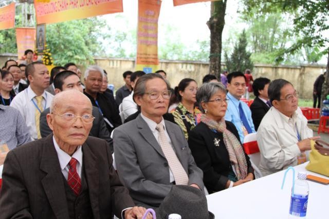 Cao Bằng: Tưởng niệm và cầu siêu anh hùng liệt sĩ... ảnh 6 tuong niem o caobang4.jpg