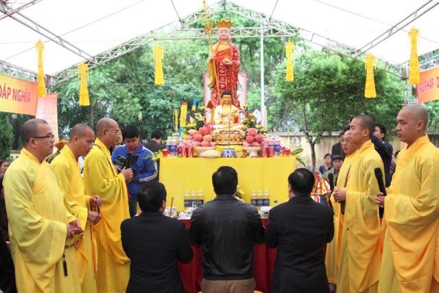 Cao Bằng: Tưởng niệm và cầu siêu anh hùng liệt sĩ... ảnh 5 tuong niem o caobang6.jpg