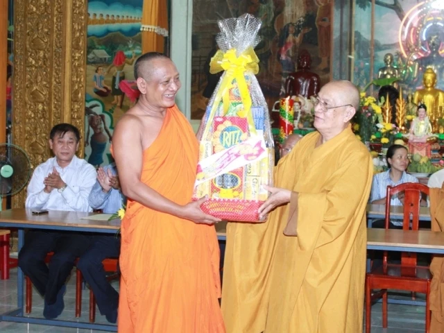 TP.HCM: Họp mặt chúc Tết Chôl Chnăm Thmây ảnh 1 vugiang06.JPG