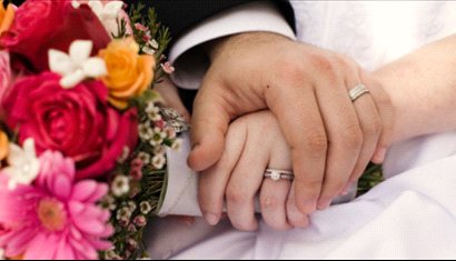 Lại bàn về “Giới thứ ba” ảnh 1 nhan cuoi.jpg