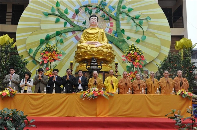 Ban Hoằng pháp GHPGVN TP.Hà Nội yểm trợ thí sinh ảnh 2 2chuabang.jpg