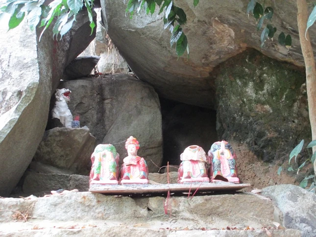 Thực hư việc đập phá tôn tượng tại Bình Phước ảnh 7 7.JPG