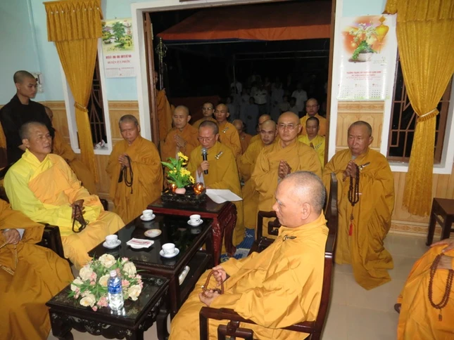 Cung an chức sự và nhập kim quan cố HT.Thích Thiện Nhơn ảnh 6 Cung an chức sự và nhập kim quan cố HT.Thích Thiện Nhơn ảnh 6