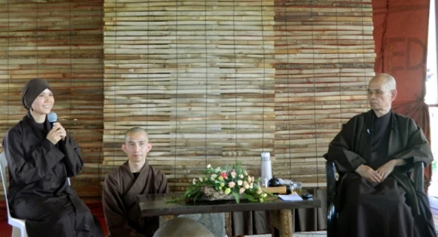 Thái Lan: Hơn 400 hành giả tham dự khóa tu xuất sĩ ảnh 5 vandapphatphap.JPG