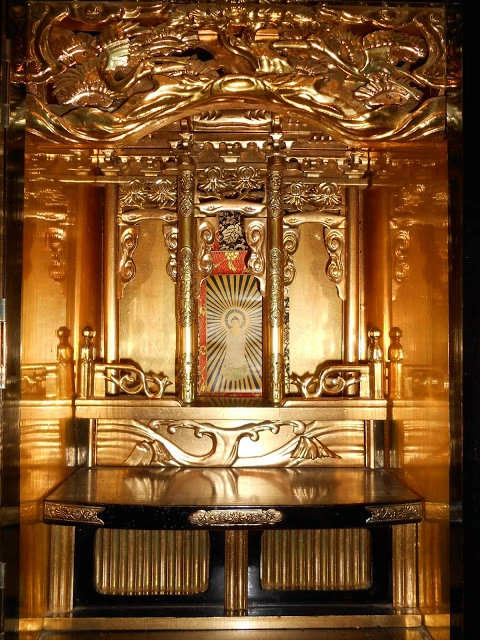 Chiếc tủ thờ Nhật Bản ảnh 3 tu tho 4.JPG