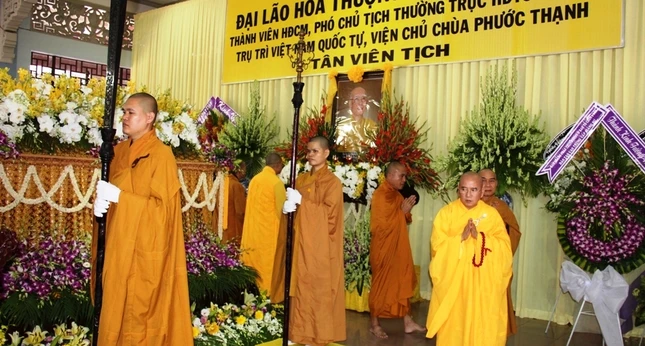 HĐCM và HĐTS viếng tang Đại lão HT.Thích Từ Nhơn ảnh 18 IMG_8145.JPG
