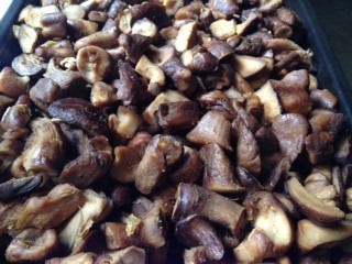 Dăm bông chân nấm đông cô ảnh 1 image.jpeg