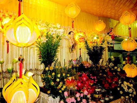Phật đản, Quan Âm tu viện tổ chức 2 cuộc thi ảnh 1 thi thiet tri.jpg