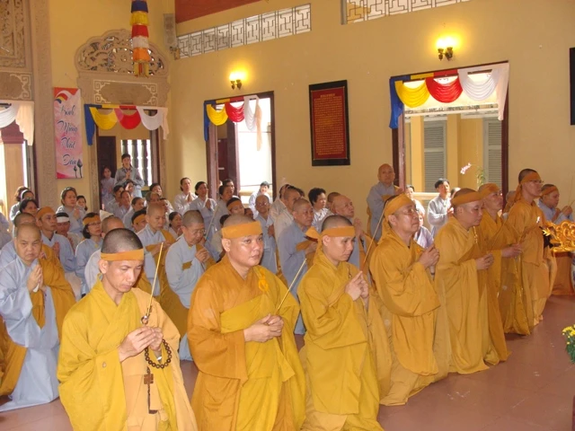 Lễ tuần thất thứ 3 cố Đại lão HT.Thích Từ Nhơn ảnh 8 DSC06403.JPG