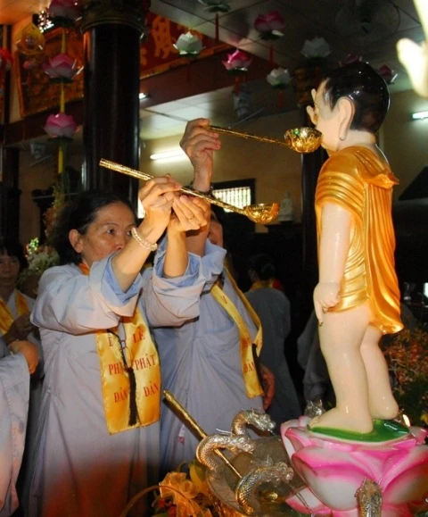 Tổ đình Sùng Đức tổ chức lễ Phật đản ảnh 8 DSC_0389.JPG