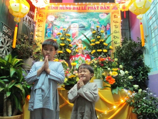 hai c_u con trai c_a anh ch_.jpg