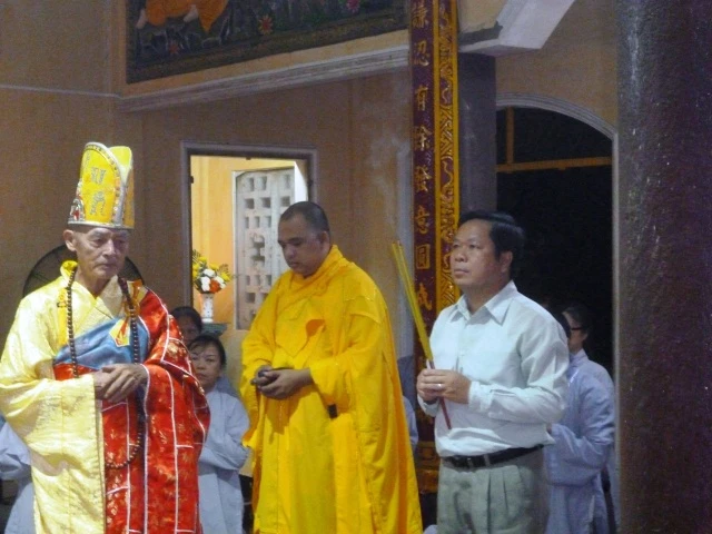 Chùa Hải Quang và chùa Phước An làm lễ tắm Phật ảnh 5 Binh duong 2.jpg