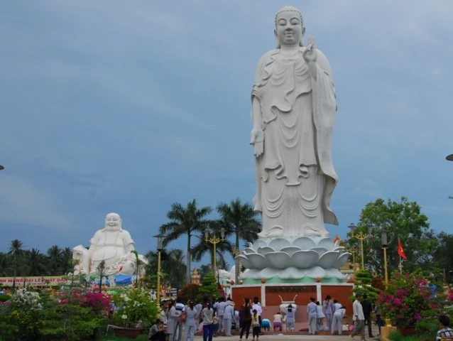 Tiền Giang: Khai mạc Tuần lễ văn hóa Phật đản ảnh 8 trieuvu05.JPG