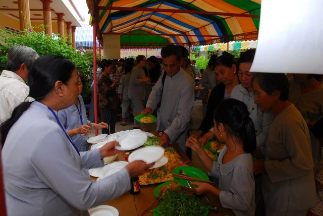 Tiền Giang: Khai mạc Tuần lễ văn hóa Phật đản ảnh 7 trieuvu13.JPG