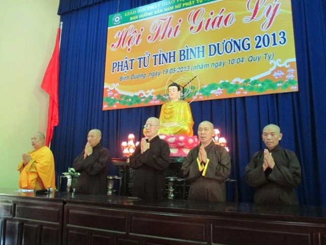 Hội thi giáo lý tỉnh Bình Dương 2013 ảnh 1 thi giao ly10.jpg