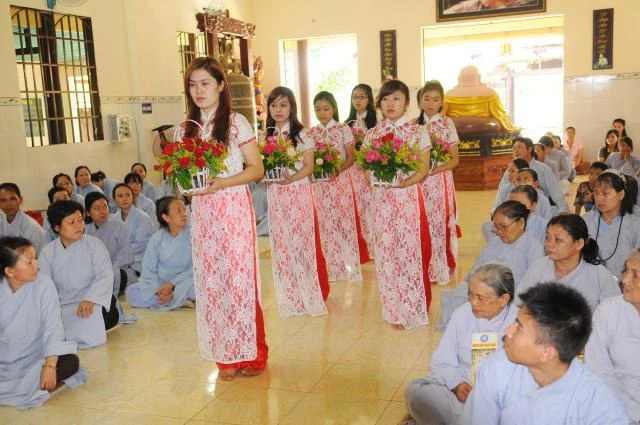 Lễ Phật đản tại chùa Long Nghĩa, Long Sơn, tịnh viện Pháp Hạnh ảnh 3 thaygiacthong08.JPG