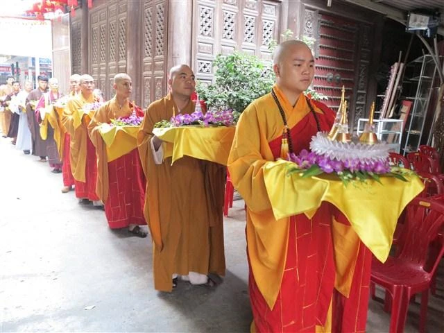 Hải Phòng: Chùa Linh Quang cung đón Xá -lợi Phật ảnh 3 xaloiphat09.jpg