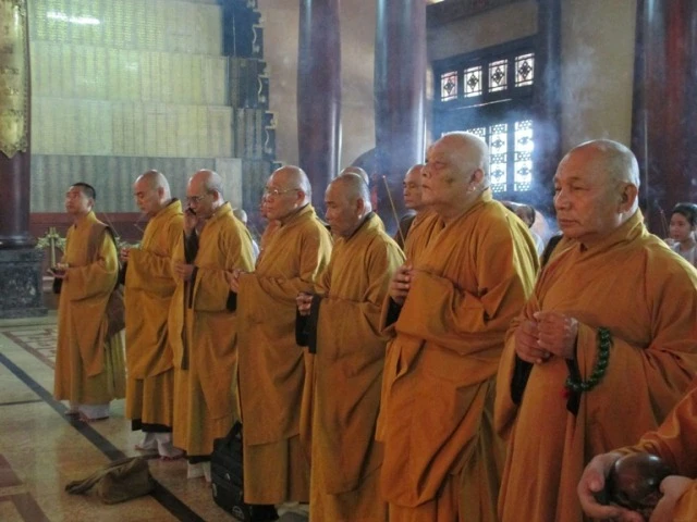 PG thăm đền Bến Dược, di tích Ngã Ba Giồng ảnh 1 ben duoc08.jpg