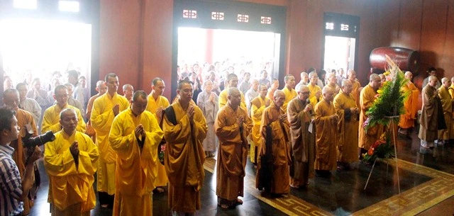 PG thăm đền Bến Dược, di tích Ngã Ba Giồng ảnh 4 ngocdaingaba4.jpg