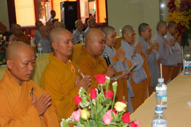 Đại lễ Phật đản và khai khóa an cư kiết hạ tại Q.6 ảnh 8 quan sau10.JPG