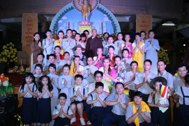 Văn nghệ mừng Phật đản của GĐPT Xá Lợi ảnh 5 4danhdanh1.jpg