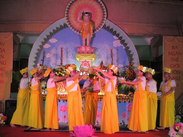 Văn nghệ mừng Phật đản của GĐPT Xá Lợi ảnh 1 4danhdanh5.jpg