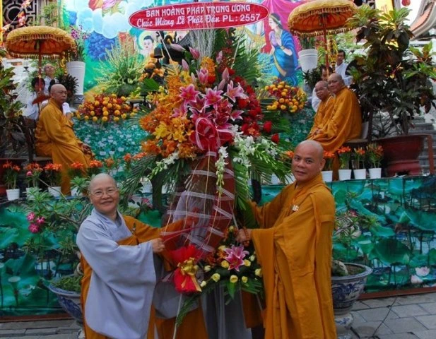 Lễ Phật đản tại Pháp Võ, Kim Cương, Pháp Hoa ảnh 4 Phapvo4.JPG
