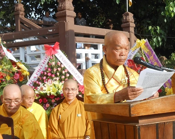 danaphada04.jpg