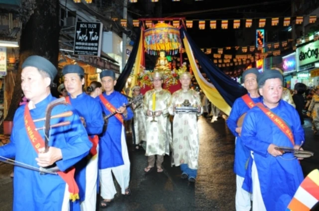 Lễ Phật đản tại Pháp Võ, Kim Cương, Pháp Hoa ảnh 11 ruocphat4.jpg