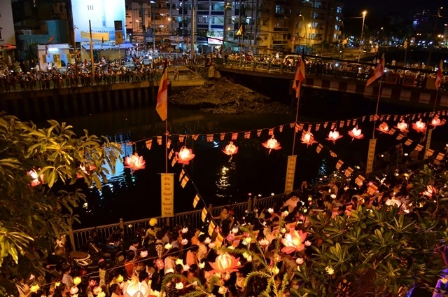 Lễ Phật đản tại Pháp Võ, Kim Cương, Pháp Hoa ảnh 28 wthiensanh07.JPG