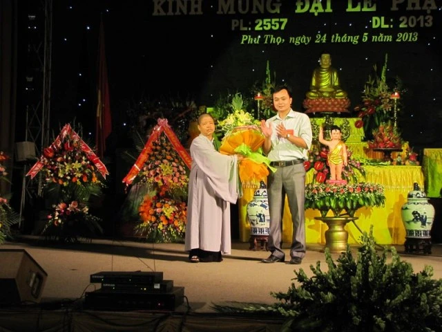 Phật đản tại tỉnh Phú Thọ ảnh 4 phutho03.JPG