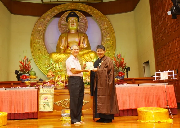 Vesak (8).JPG