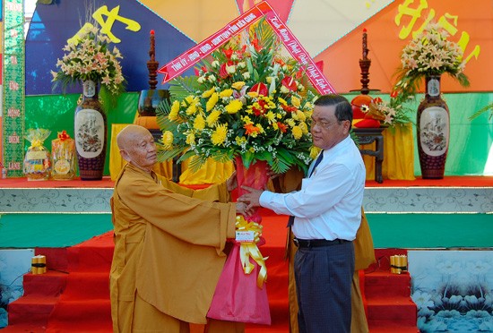 Kiên Giang tổ chức Đại lễ Phật đản ảnh 15 Kiên Giang tổ chức Đại lễ Phật đản ảnh 15