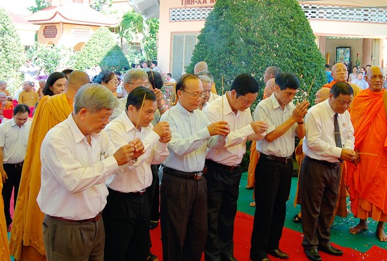 Kiên Giang tổ chức Đại lễ Phật đản ảnh 31 Kiên Giang tổ chức Đại lễ Phật đản ảnh 31