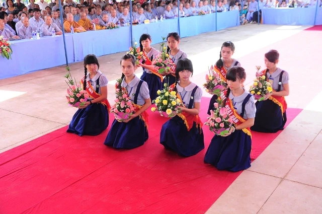 Quảng Ngãi, Bình Phước mừng Đản sinh ảnh 5 Bìnhphuocvg1.JPG