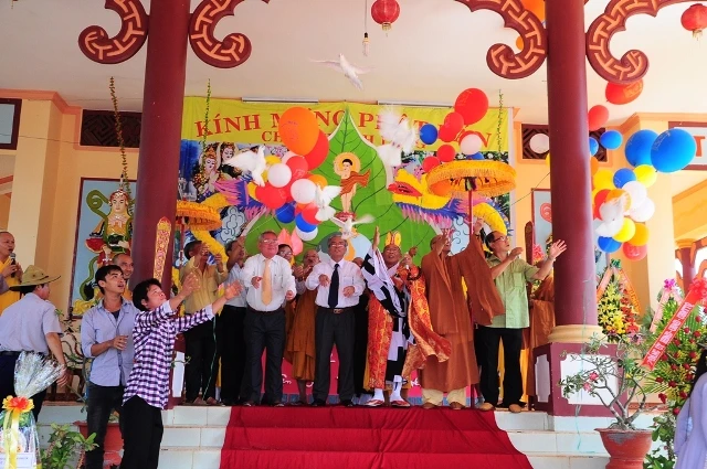 Quảng Ngãi, Bình Phước mừng Đản sinh ảnh 10 Bìnhphuocvg6.JPG