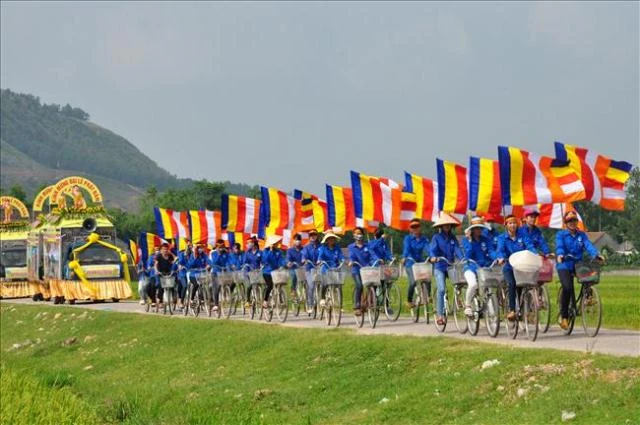 Những “điểm nhấn” văn hóa trong mùa Phật đản 2013 ảnh 2 anh 1, Van hoa.jpg