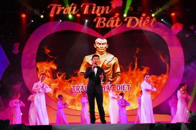 Những “điểm nhấn” văn hóa trong mùa Phật đản 2013 ảnh 5 anh 5, Van hoa.JPG