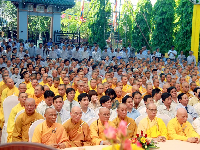 TT-Huế: Trang nghiêm tưởng niệm Bồ-tát Quảng Đức ảnh 9